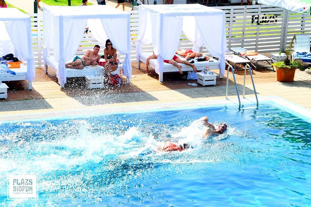 Levi'S Wellness Apartman Siófok Esterno foto